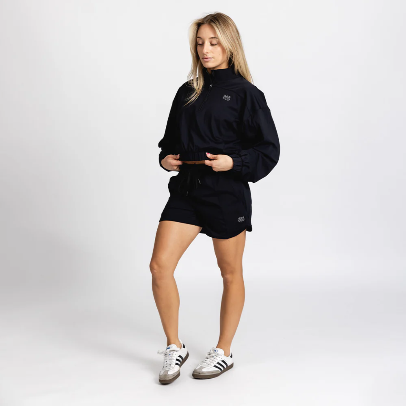Tres Piñas | Women's Quarter Zip | Black