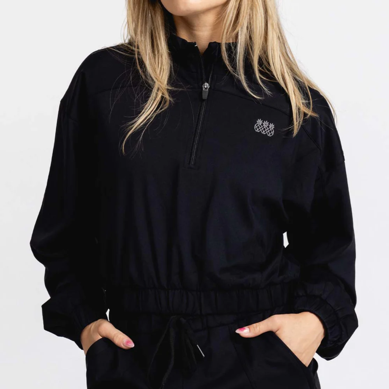 Tres Piñas | Women's Quarter Zip | Black