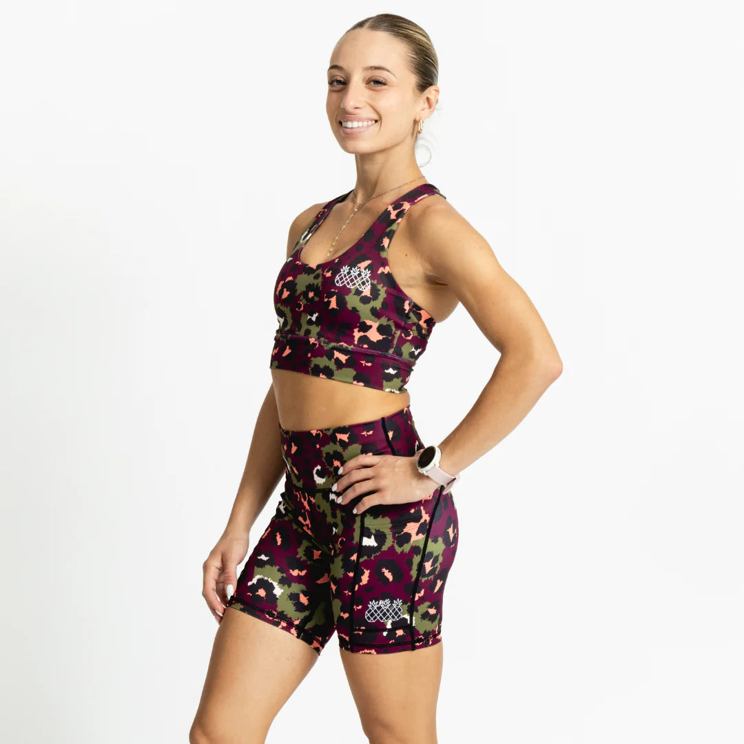 Tres Piñas | Women's OMG Shorts 6"| Jungle Safari