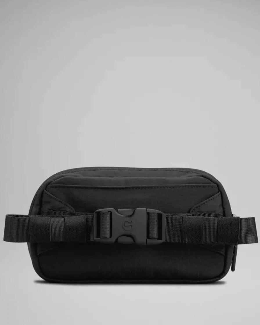 Lululemon | Mini Belt Bag | Black