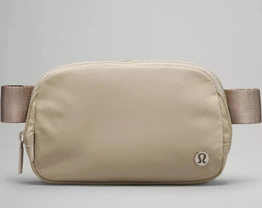 Lululemon | Everywhere Belt Bag  | Raw Linen