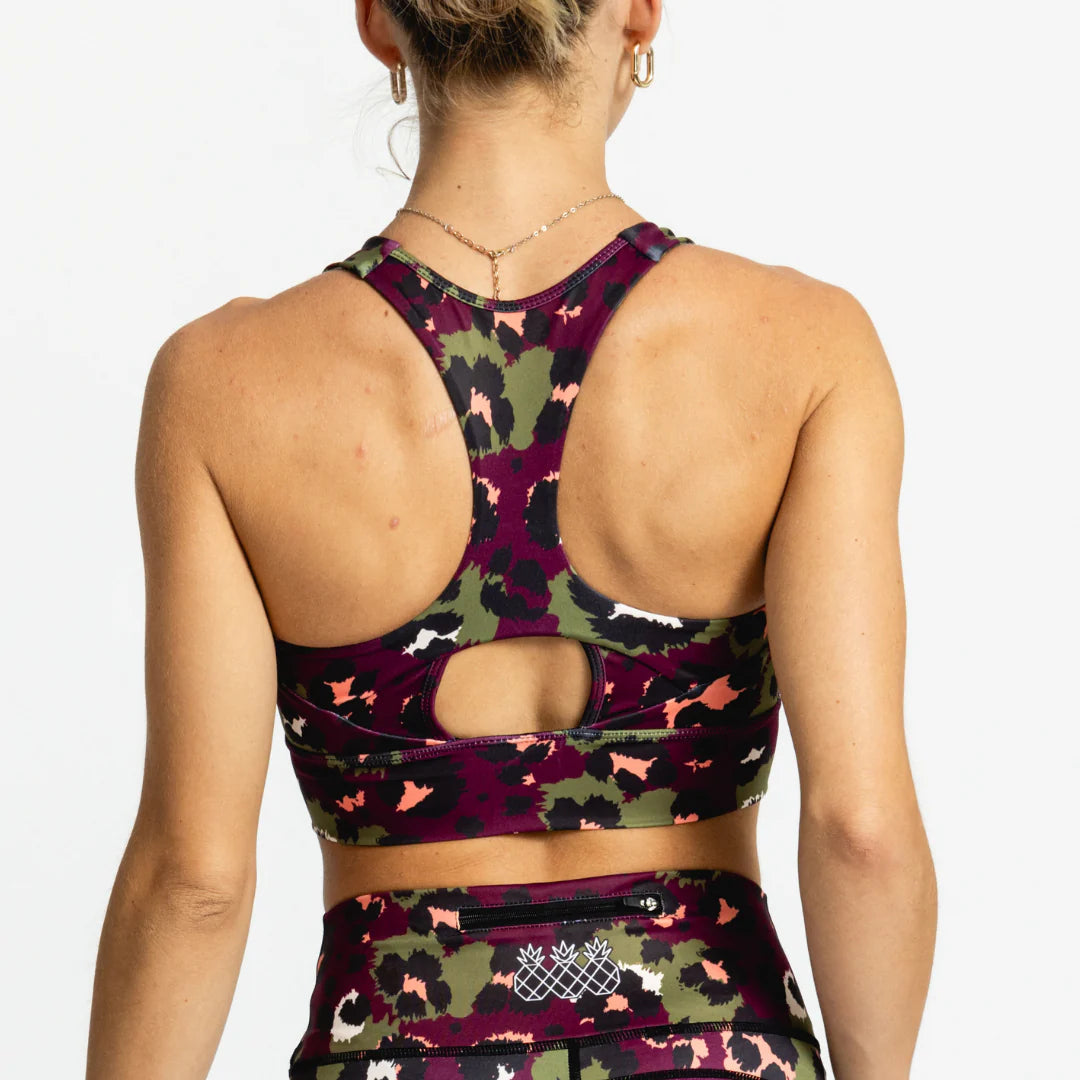 Tres Piñas | Women's Endurance Sports Bra | Jungle Safari