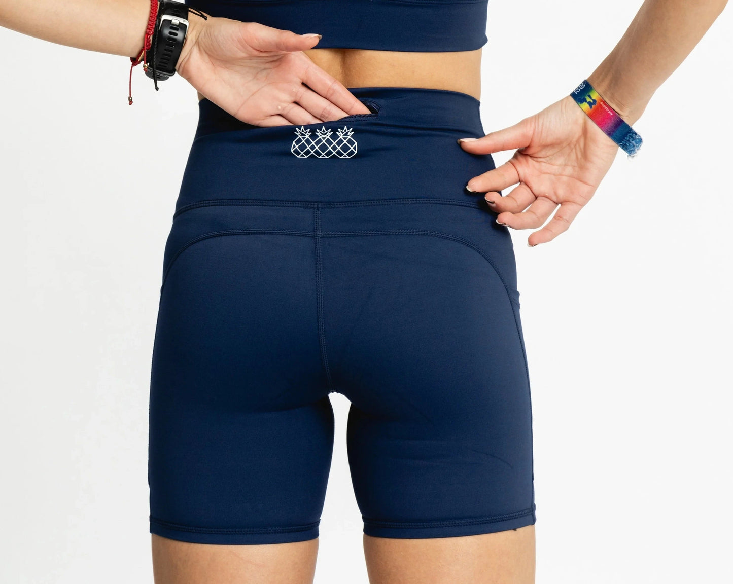 Tres Piñas | Women's OMG Shorts 6"| Azul marino oscuro